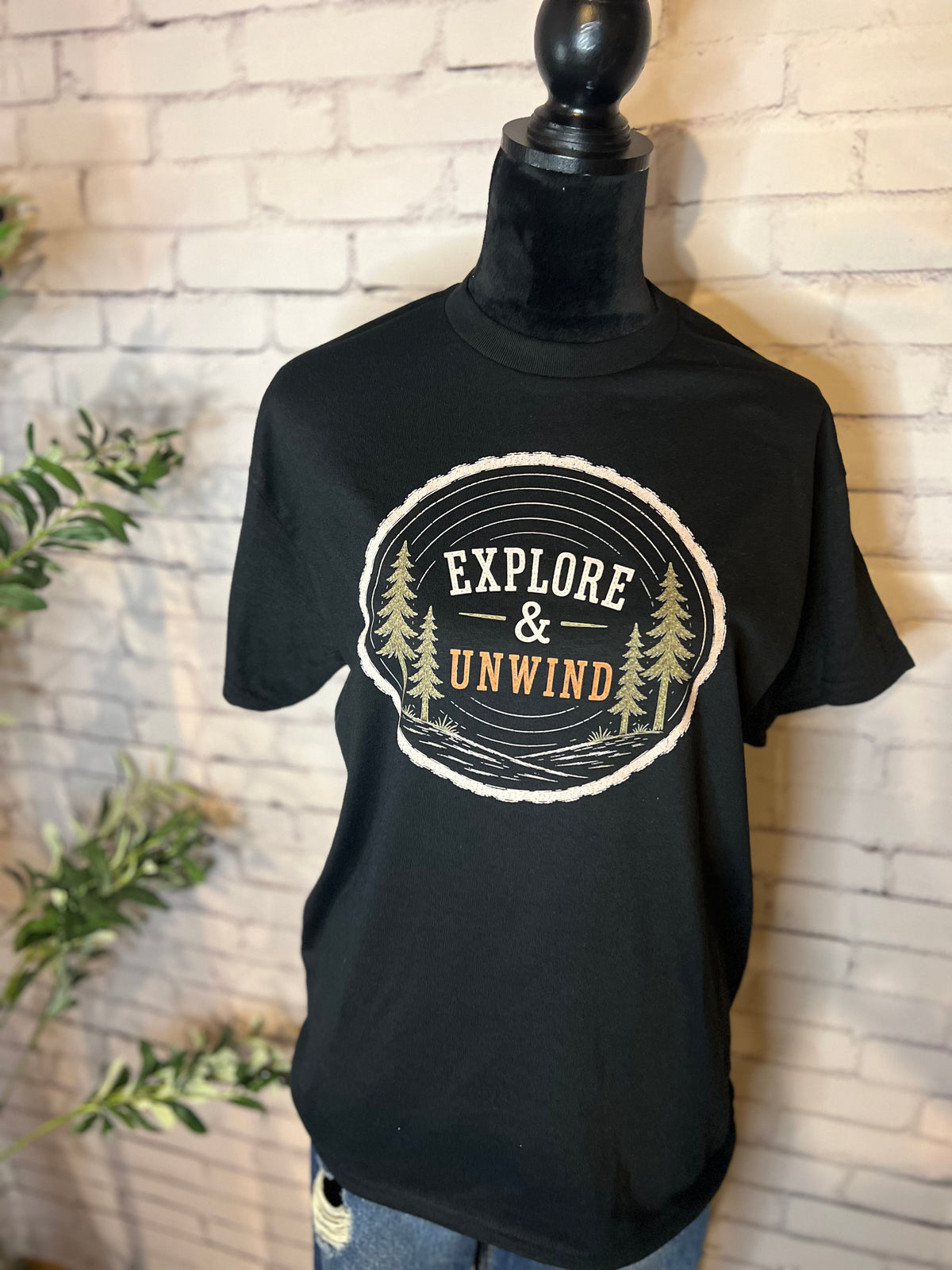 Explore & Unwind Graphic Tee