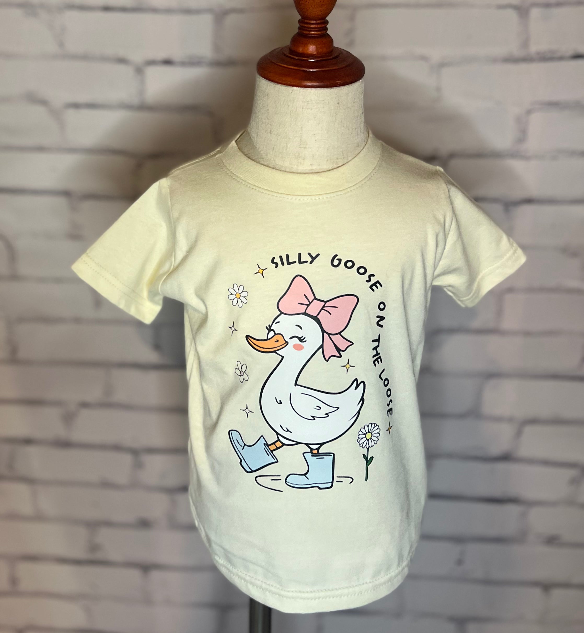 Silly Goose Bow Kids T-shirt