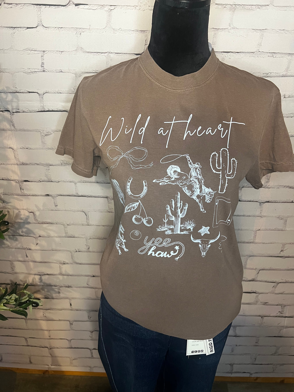 Wild At Heart Graphic Tee - Espresso